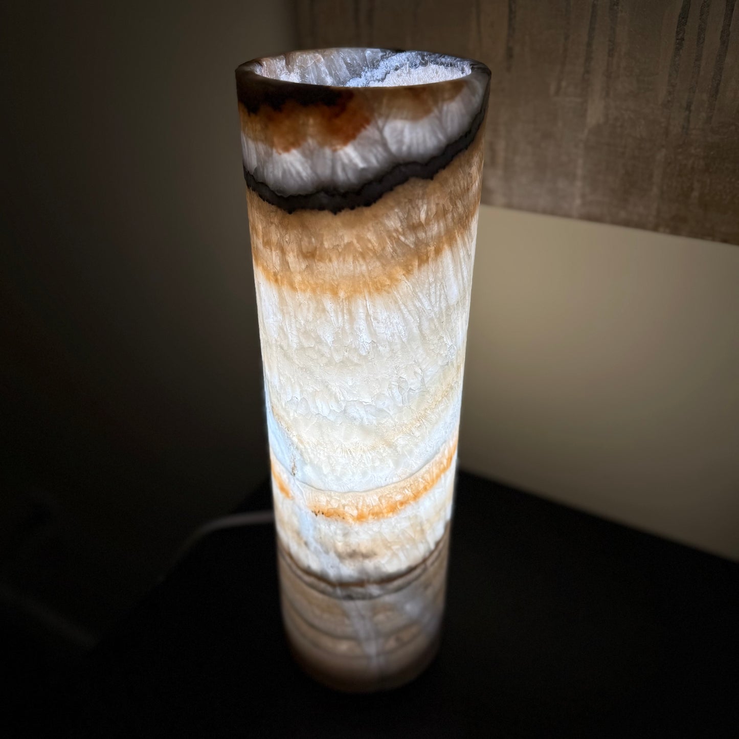 Onyx Luminary 16" Round Cylinder