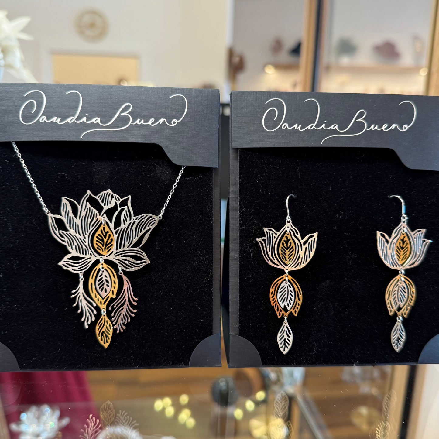 Lotus Necklace