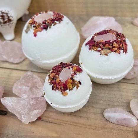 Organic Essential Oil & Crystal Bath Bomb